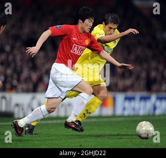 Der Ji Sung Park von Manchester United kämpft während des UEFA Champions League-Spiels in London. Stockfoto