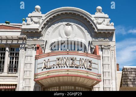 Das Jahrgangszelt des Al. Ringling Theatre. Baraboo, Wisconsin. Stockfoto