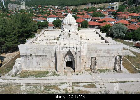 Susuz Caravanserai befindet sich in Burdur, Türkei. Susuz Caravanserai Anatolische Seldschuken-Periode, wurde im 13. Jahrhundert erbaut. Stockfoto