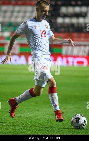 Lissabon, Portugal. September 2021. Nikita Nekrasov aus Weißrussland beim UEFA U21 Championship 2023 Gruppe D Qualifying Match zwischen Portugal und Weißrussland im Estadio Jose Gomes in Lissabon in Aktion gesehen.(Endstand: Portugal 1:0 Weißrussland) (Foto von Bruno de Carvalho/SOPA Images/Sipa USA) Kredit: SIPA USA/Alamy Live News Stockfoto