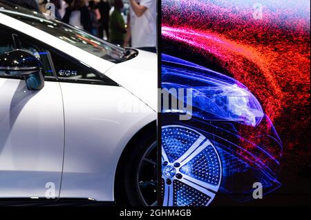 München, Deutschland. September 2021. Der Mercedes 'EQS' steht am Mercedes-Stand. Die IAA MOBILITY 2021 findet vom 07.-12.09.2021 in München statt. Quelle: Sven Hoppe/dpa/Alamy Live News Stockfoto