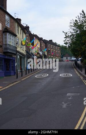 Ironbridge Shropshire West Midlands UK Worlds die erste Ironbridge über den Fluss Severn wurde 1781 eröffnet. Geburtsort der industriellen Revolution. Stockfoto