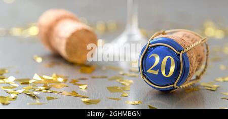 Champagnerkappe mit der Nummer 20 Stockfoto