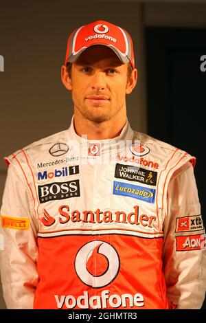 01.02.2012 Woking, England, Jenson Button (GBR), McLaren Mercedes - Einführung des Vodafone McLaren Mercedes MP4-27, McLaren Technology Centre - Stockfoto