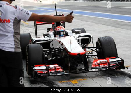 Kevin Magnussen (DEN) McLaren MP4/27 Testfahrer. 08.11.2012. Formel-1-Test für junge Fahrer, Tag 3, Yas Marina Circuit, Abu Dhabi, VAE. Stockfoto