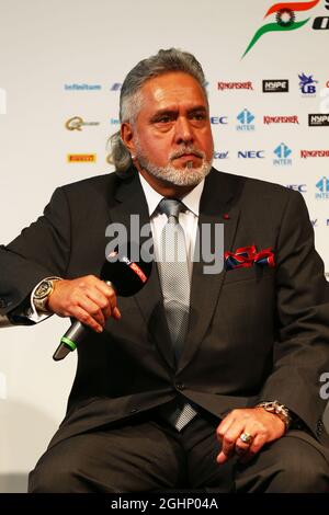 Dr. Vijay Mallya (IND) Sahara Force India F1 Team Owner. 22.02.2017. Sahara Force India F1 VJM10 Launch, Silverstone, England. Bildnachweis sollte lauten: XPB/Press Association Images. Stockfoto