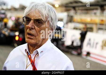 Bernie Ecclestone (GBR) am Start. 16.04.2017. Formel-1-Weltmeisterschaft, Rd 3, Großer Preis Von Bahrain, Sakhir, Bahrain, Wettkampftag. Bildnachweis sollte lauten: XPB/Press Association Images. Stockfoto
