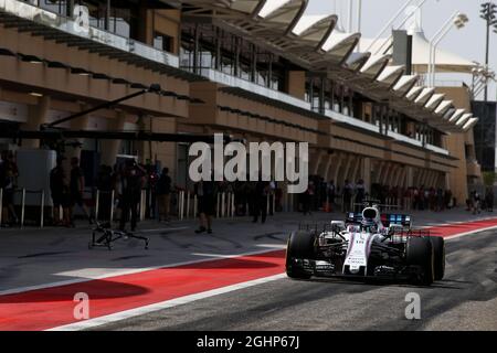 Lance Stroll (CDN) Williams FW40 mit Sensorausstattung. 18.04.2017. Formel-1-Prüfung. Sakhir, Bahrain. Dienstag. Bildnachweis sollte lauten: XPB/Press Association Images. Stockfoto