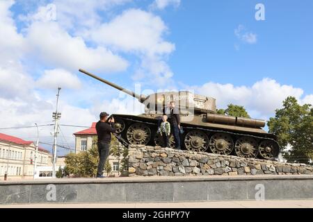 T-34-85-Panzer im Stadtzentrum von Tiraspol in Transnistria Stockfoto
