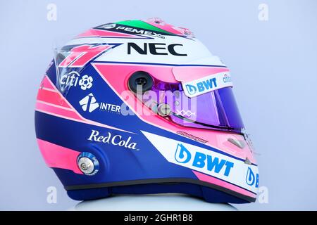 Der Helm von Sergio Perez (MEX) Sahara Force India F1. 23.03.2018. Formel-1-Weltmeisterschaft, Rd 1, Großer Preis Von Australien, Albert Park, Melbourne, Australien, Übungstag. Bildnachweis sollte lauten: XPB/Press Association Images. Stockfoto