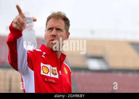 Sebastian Vettel (GER) Ferrari geht die Strecke. 10.05.2018. Formel 1 Weltmeisterschaft, Rd 5, Großer Preis Von Spanien, Barcelona, Spanien, Tag Der Vorbereitung. Bildnachweis sollte lauten: XPB/Press Association Images. Stockfoto