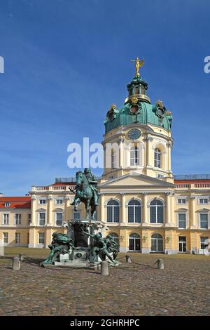 Reiterstatue des Kurfürsten Friedrich Wilhelm von Brandenburg, Schloss Charlottenburg, Berlin, Deutschland Stockfoto