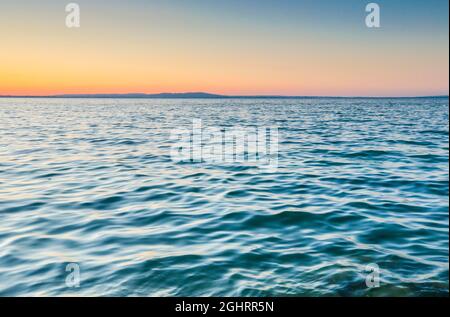 Abendansicht von Arbon über den Bodensee Stockfoto
