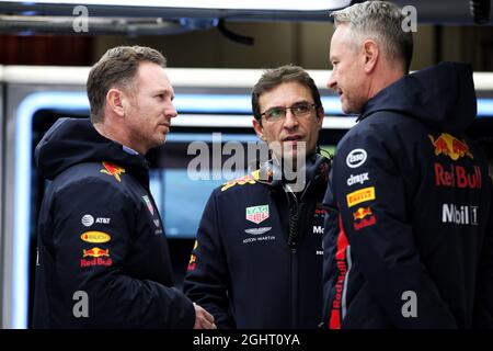 Christian Horner (GBR) Red Bull Racing Teamchef mit Paul Monaghan (GBR) Red Bull Racing Chief Engineer (rechts). 19.02.2019. Formel-1-Test, Tag Zwei, Barcelona, Spanien. Dienstag. Bildnachweis sollte lauten: XPB/Press Association Images. Stockfoto