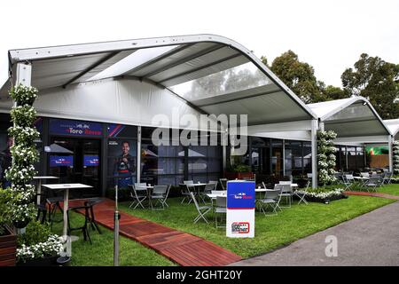 Scuderia Toro Rosso Gastfreundschaft im Fahrerlager. 13.03.2019. Formel-1-Weltmeisterschaft, Rd 1, Großer Preis Von Australien, Albert Park, Melbourne, Australien, Vorbereitungstag. Bildnachweis sollte lauten: XPB/Press Association Images. Stockfoto