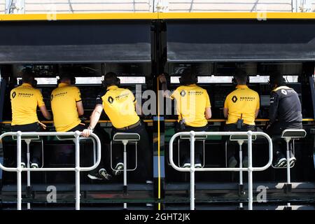 Renault F1 Team Boxenportal. 16.03.2019. Formel-1-Weltmeisterschaft, Rd 1, Großer Preis Von Australien, Albert Park, Melbourne, Australien, Qualifying Day. Bildnachweis sollte lauten: XPB/Press Association Images. Stockfoto