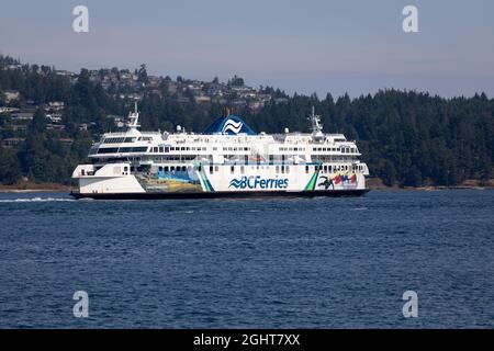 BC Fähre von der Abfahrt Bay Nanaimo, Vancouver Island nach Vancouver, British Columbia Festland. Stockfoto