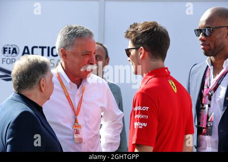 (L bis R): Jean Todt (FRA) FIA-Präsident mit Chase Carey (USA), dem Vorsitzenden der Formel-1-Gruppe; Jean Todt (FRA), FIA-Präsident und Didier Drogba (CIV), dem ehemaligen Fußballspieler, bei einer FIA-Kampagne zur Straßenverkehrssicherheit. 07.09.2019. Formel 1 Weltmeisterschaft, Rd 14, Großer Preis Von Italien, Monza, Italien, Qualifizierender Tag. Bildnachweis sollte lauten: XPB/Press Association Images. Stockfoto