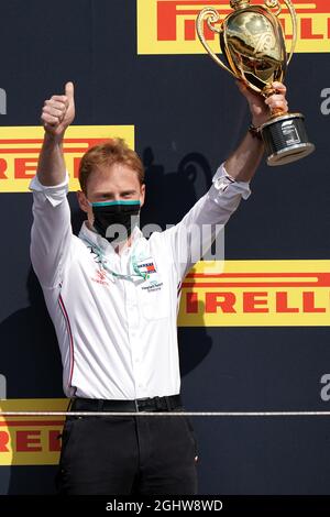 Gilles Pironi (FRA) Mercedes AMG F1 auf dem Podium. 02.08.2020. Formel-1-Weltmeisterschaft, Rd 4, Großer Preis Von Großbritannien, Silverstone, England, Wettkampftag. Bildnachweis sollte lauten: XPB/Press Association Images. Stockfoto