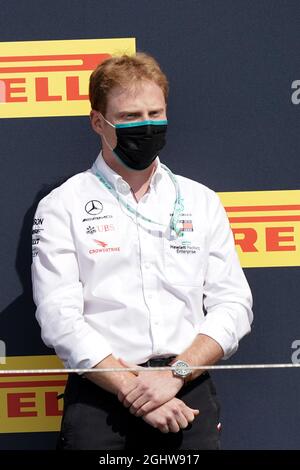 Gilles Pironi (FRA) Mercedes AMG F1 auf dem Podium. 02.08.2020. Formel-1-Weltmeisterschaft, Rd 4, Großer Preis Von Großbritannien, Silverstone, England, Wettkampftag. Bildnachweis sollte lauten: XPB/Press Association Images. Stockfoto