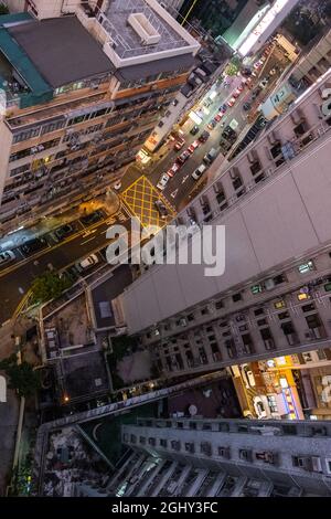 Eine belebte Straße in Kowloon, Hongkong. Stockfoto