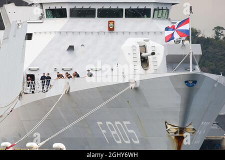 Kanagawa, Japan. September 2021. Eine Fregatte der Royal Netherlands Navy. HNLMS Evertsen (F805), das vierte Schiff der Fregatten der De Zeven Provinschen-Klasse, rief vom 5. September 2021 bis zum 7. September 2021 auf dem Yokosuka Air Base, Japan, an. Am 7. September 2021 in Tokio, Japan. (Foto von Kazuki Oishi/Sipa USA) Quelle: SIPA USA/Alamy Live News Stockfoto