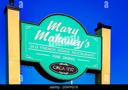 Mary Mahoney's Old French House Restaurant Schild ist am 5. September 2021 in Biloxi, Mississippi, abgebildet. Stockfoto