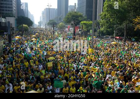 Brasilianischer Unabhängigkeitstag: Familien protestieren gegen die antidemokratischen Handlungen von Minister Alexandre de Morais. Stockfoto