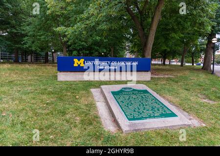 Ann Arbor, MI - 4. September 2021: Unterschrift der University of Michigan Stockfoto