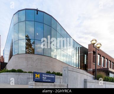 Ann Arbor, MI - 4. September 2021: Schembechler Hall auf dem Campus der University of Michigan Stockfoto