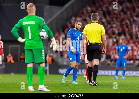 Kopenhagen, Dänemark. September 2021. Shon Weissman (14) aus Israel, gesehen während der UEFA-WM-Qualifikation zwischen Dänemark und Israel in Parken in Kopenhagen. (Foto: Gonzales Photo/Alamy Live News Stockfoto