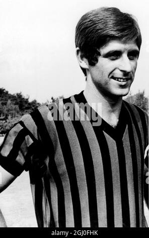 Gianni Rivera, italienischer Fußballspieler (in Mailand-Farben) 11. Januar 1970. Stockfoto