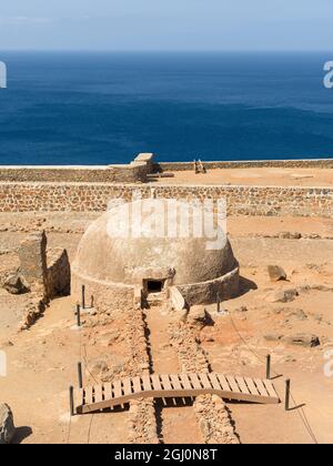 Die Zisterne. Forte Real de Sao Filipe. Cidade Velha, historisches Zentrum von Ribeira Grande (UNESCO-Weltkulturerbe). Santiago Island, Cape Ve Stockfoto