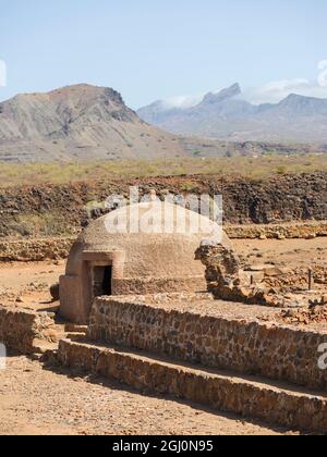 Die Zisterne. Forte Real de Sao Filipe. Cidade Velha, historisches Zentrum von Ribeira Grande (UNESCO-Weltkulturerbe). Santiago Island, Cape Ve Stockfoto