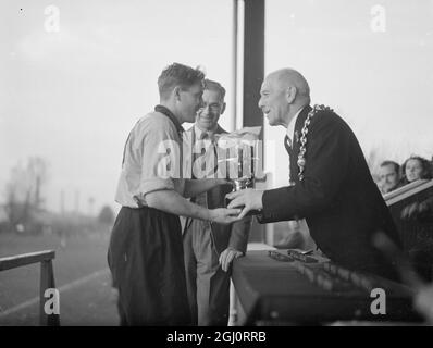 Aylesford P. Mills V Finnland . Januar 1947 Stockfoto