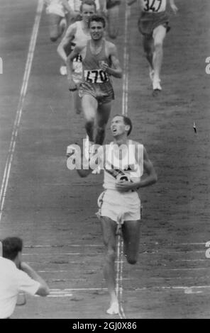 OLYMPISCHES SPIEL 1500 M ELLIOTT GEWINNT JAZY 6. SEPTEMBER 1960 Stockfoto