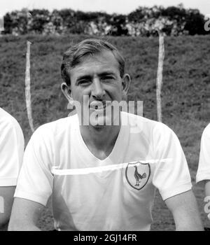 DANNY BLANCHFLOWER - PORTRÄT DES FUSSBALLERS DER MANNSCHAFT DES TOTTENHAM HOTSPUR SPURS FC FOOTBALL CLUB - ; 8. AUGUST 1962 Stockfoto