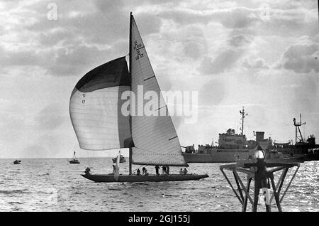 YACHTING GRETEL CREW AKTION DRITTE HITZE IN NEWPORT ; 23 SEPTEMBER 1962 Stockfoto