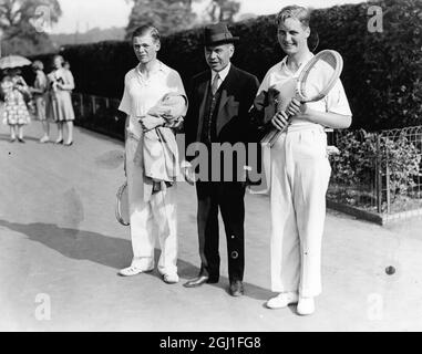 Hon Peter Aitken , Lord Beaverbrook und J Nuthall Stockfoto