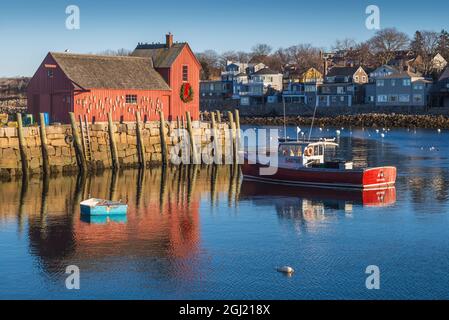 USA, Massachusetts, Cape Ann, Rockport. Rockport Harbour, Motiv Nummer eins, berühmte Fischerhütte Stockfoto