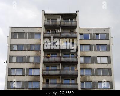 PRAG, TSCHECHISCHE REPUBLIK - 23. Jun 2010: Eine brutalistische Architektur in Letnany, Prag Stockfoto