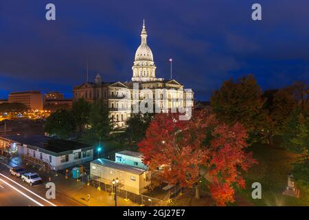 Lansing, Michigan, USA am Abend im Michigan State Capitol. Stockfoto