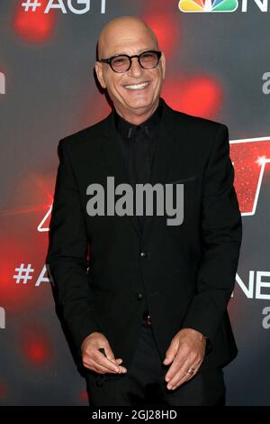 Los Angeles, USA. September 2021. LOS ANGELES - SEP 7: Howie Mandel bei der America's Got Talent Live Show Red Carpet im Dolby Theater am 7. September 2021 in Los Angeles, CA (Foto von Katrina Jordan/Sipa USA) Quelle: SIPA USA/Alamy Live News Stockfoto