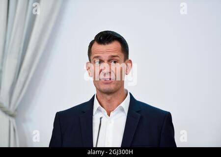 Wien, Österreich. September 2021. Datum der Medienöffentlichkeit der Bundesregierung. Presseerklärung im Anschluss an die Konferenz der Bundesregierung mit den Gouverneuren und Experten zu den neuen Corona-Maßnahmen. Bild zeigt Gesundheitsminister Wolfgang Mückstein. Stockfoto