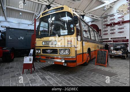 AEC Reliance duple dominant Vintage Coach 1975 Stockfoto