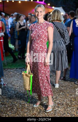 London, Großbritannien. 8. September 2021. Pandora Sykes nimmt an der Preisverleihung des Women's Prize for Fiction im Bedford Square Garden, London, Teil. Bilddatum: Mittwoch, 8. September 2021. Bildnachweis sollte lauten: Matt Crossick/Empics/Alamy Live News Stockfoto