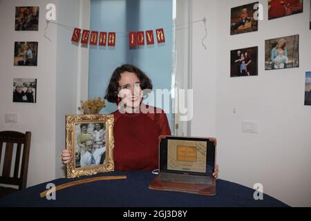 Lauren Leiderman bei der Zoom Buchbespannung „das Poesiealbum von Eva Goldberg - das Mädchen aus Görlitz, das mit Anne Frank freundlich war“. Görlitz Stockfoto