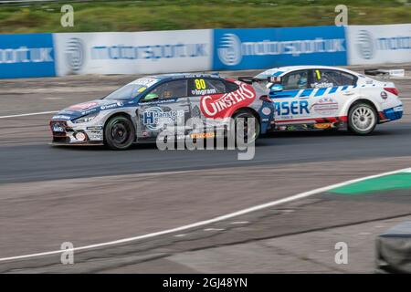 Tom Ingram in einem Hyundai i30N bei der BTCC-Veranstaltung in Thruxton im August 2021 Stockfoto