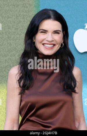 Los Angeles, Kalifornien. September 2021. Julianna Margulies bei der Ankunft für DIE MORGENSHOW zweite Staffel Premiere auf APPLE TV, Four Seasons Hotel Los Angeles in Beverly Hills, Los Angeles, CA 8. September 2021. Kredit: Priscilla Grant/Everett Collection/Alamy Live Nachrichten Stockfoto