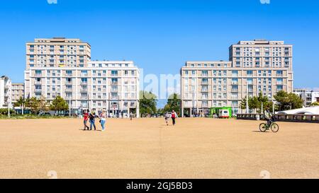 Der Gebäudekomplex „Porte Oceane“ in Le Havre, Frankreich, von Auguste Perret. Stockfoto